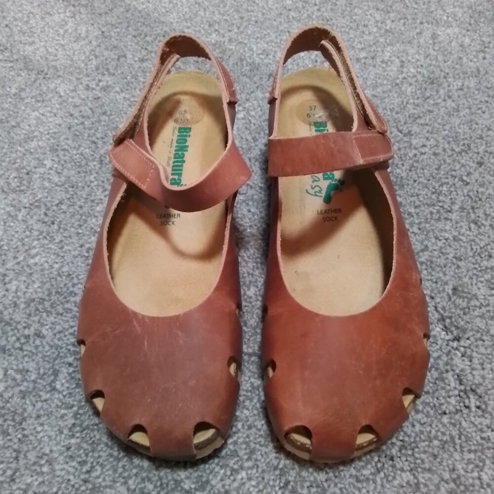 Earthy Brown Leather Mary Jane Sandals